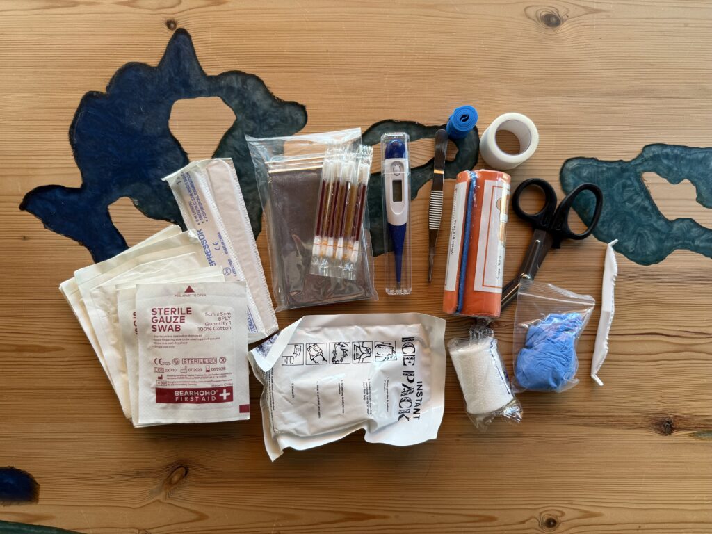 Equipaggiamento per cani - kit pronto soccorso